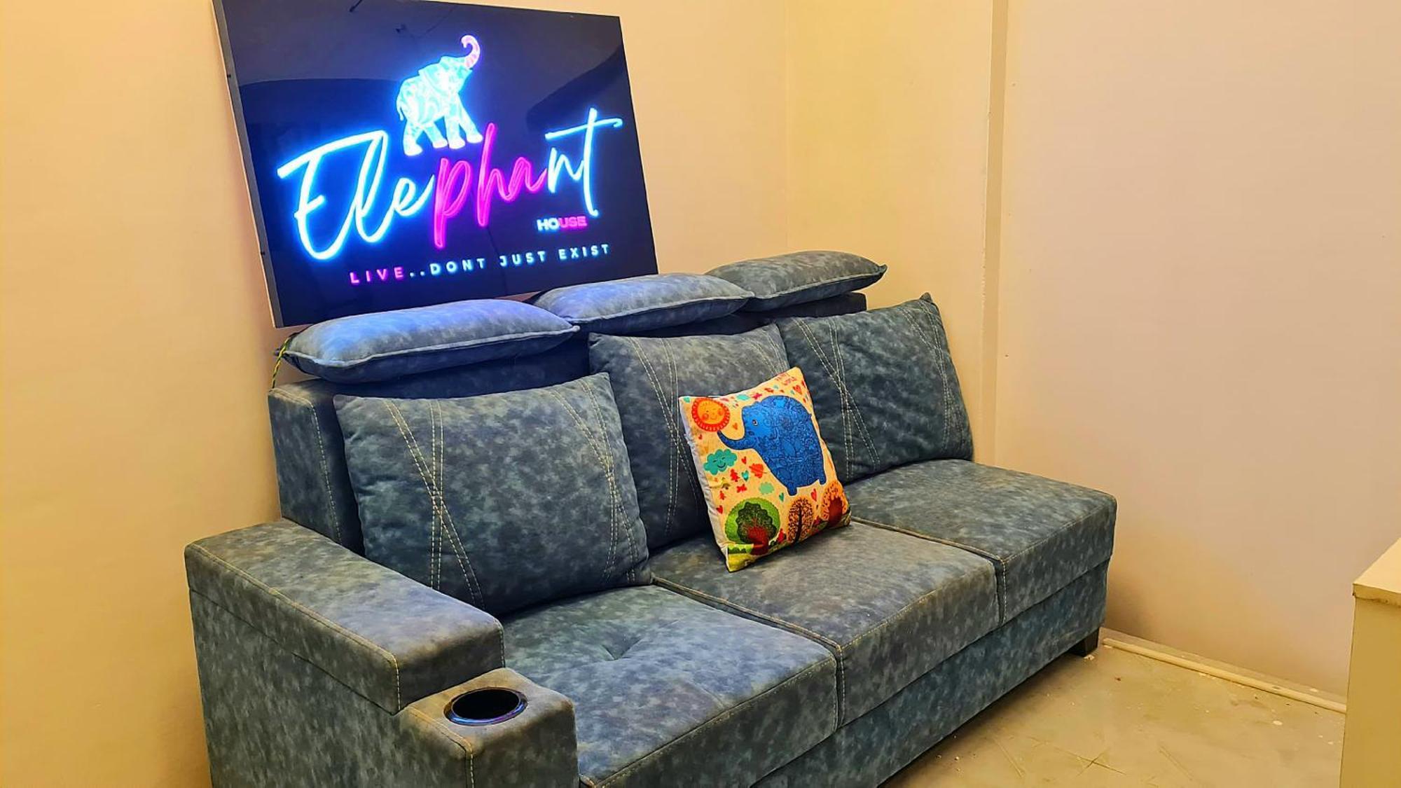 Elephant House - Boutique Stays Váránaszi Kültér fotó
