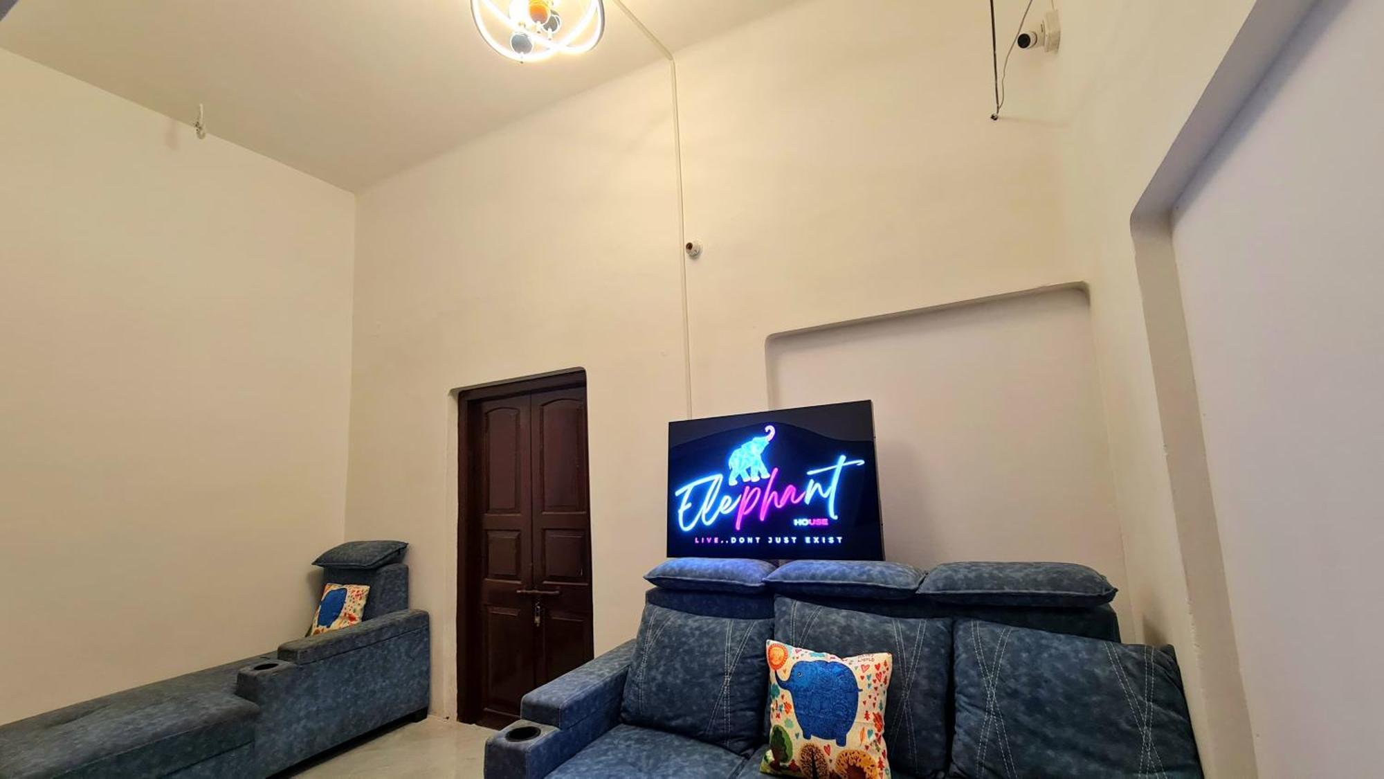 Elephant House - Boutique Stays Váránaszi Kültér fotó